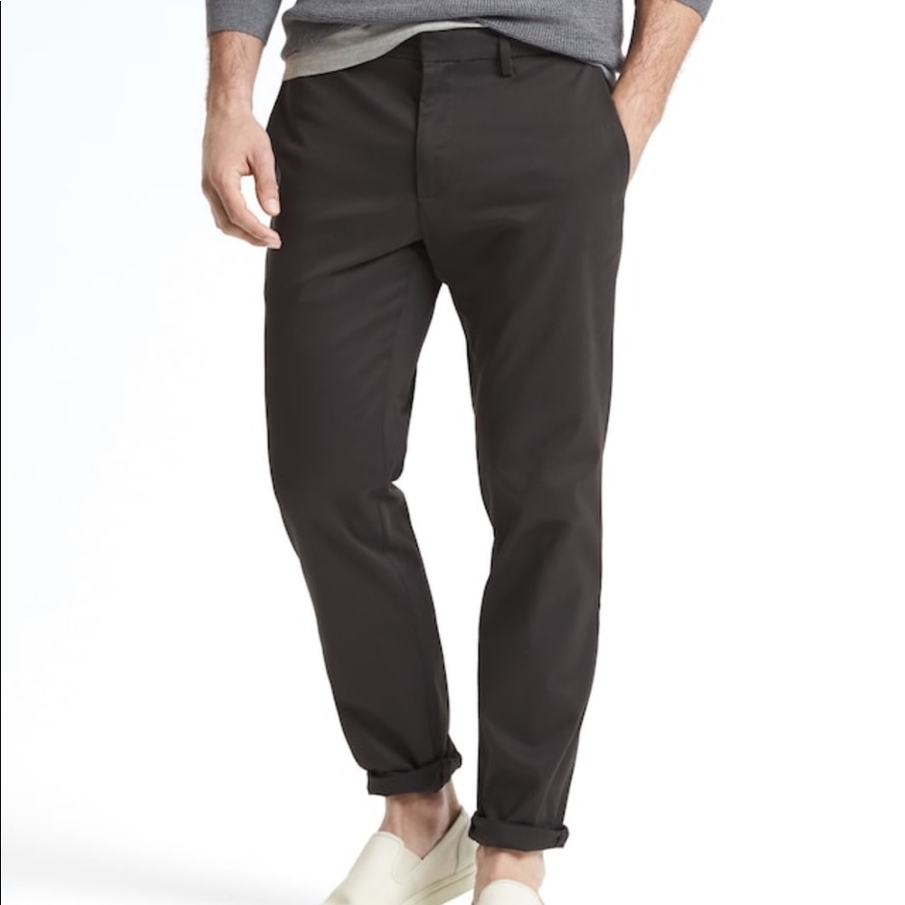 - Banana Republic Tapered Rapid Movement Chi…